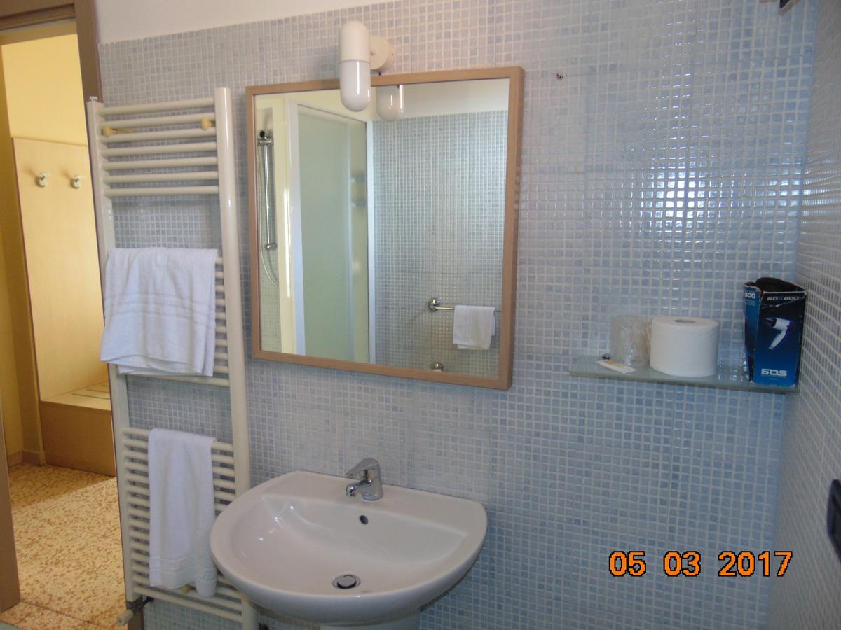 Hotel Mazzocchetti Citta Sant'Angelo Dış mekan fotoğraf