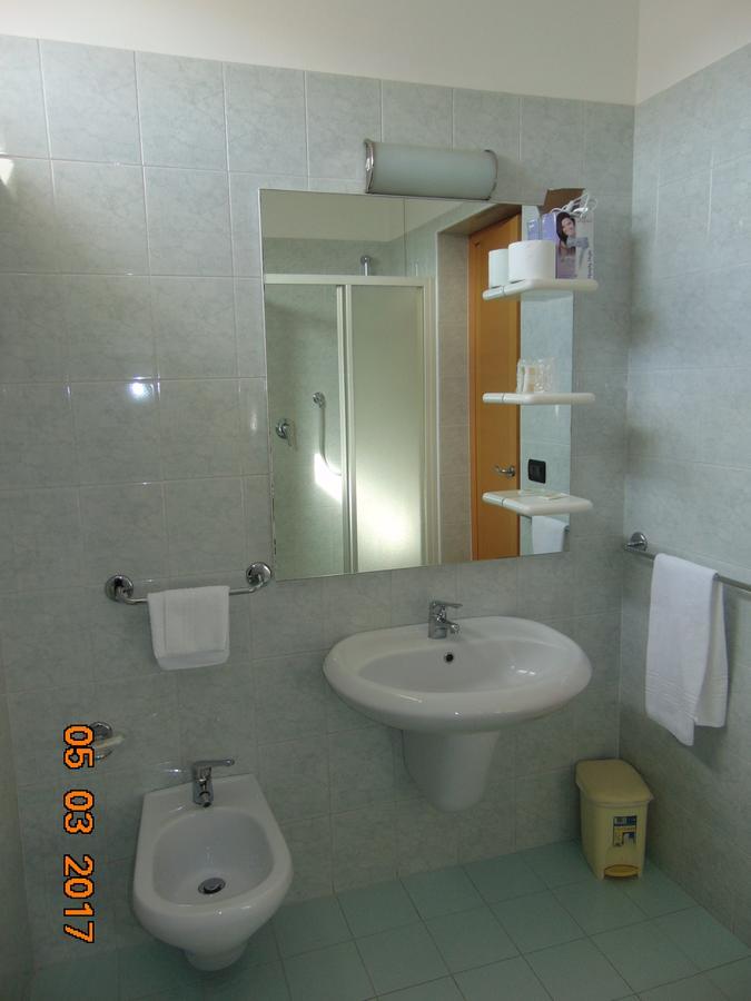 Hotel Mazzocchetti Citta Sant'Angelo Dış mekan fotoğraf