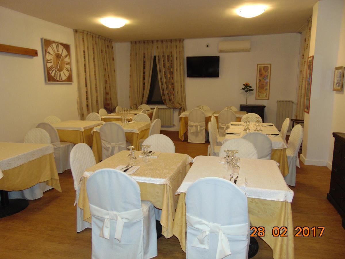 Hotel Mazzocchetti Citta Sant'Angelo Dış mekan fotoğraf