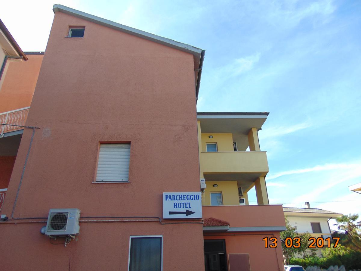 Hotel Mazzocchetti Citta Sant'Angelo Dış mekan fotoğraf